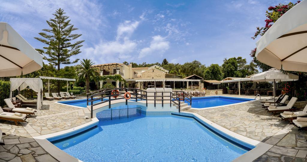 Paxos Club Resort & Spa Гайос Екстериор снимка