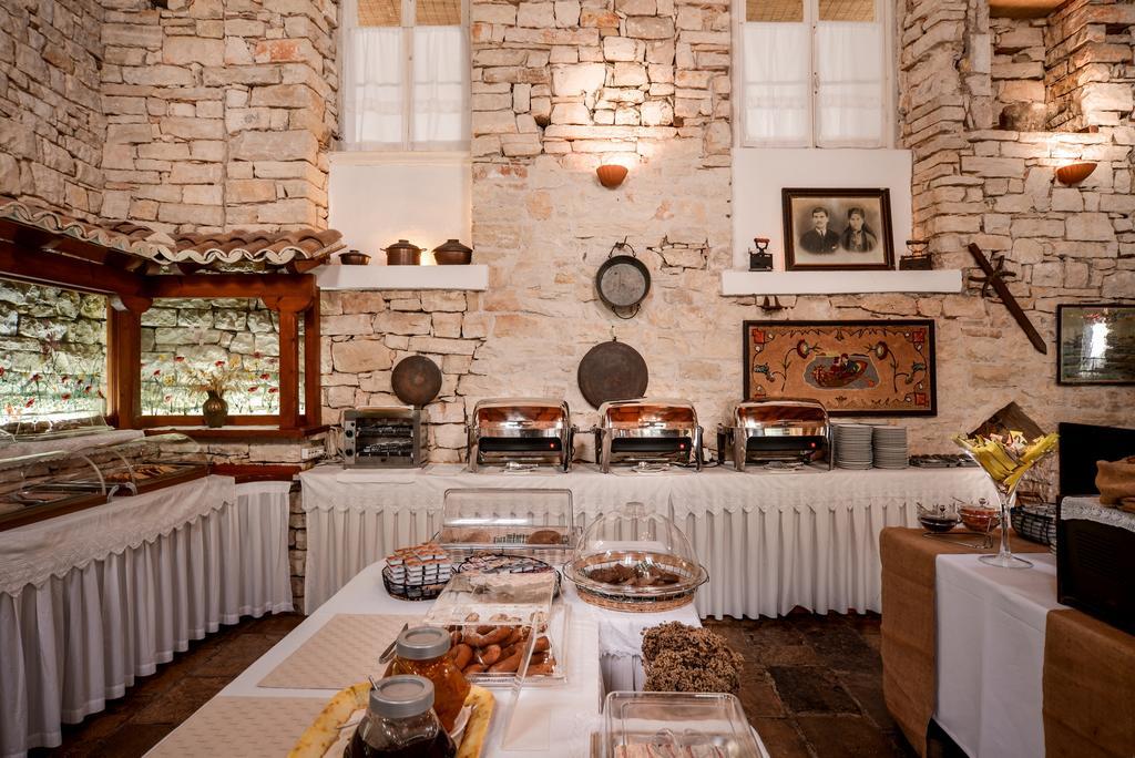 Paxos Club Resort & Spa Гайос Екстериор снимка