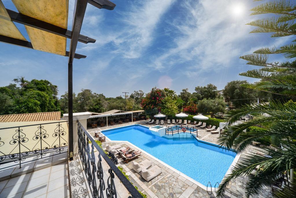 Paxos Club Resort & Spa Гайос Екстериор снимка