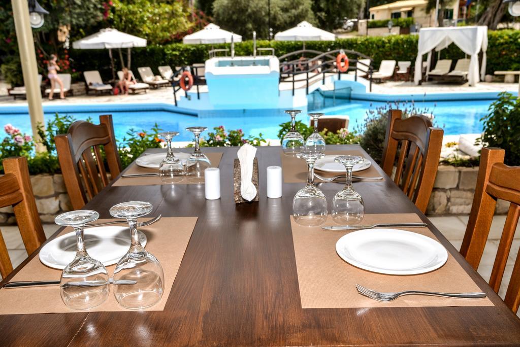 Paxos Club Resort & Spa Гайос Екстериор снимка