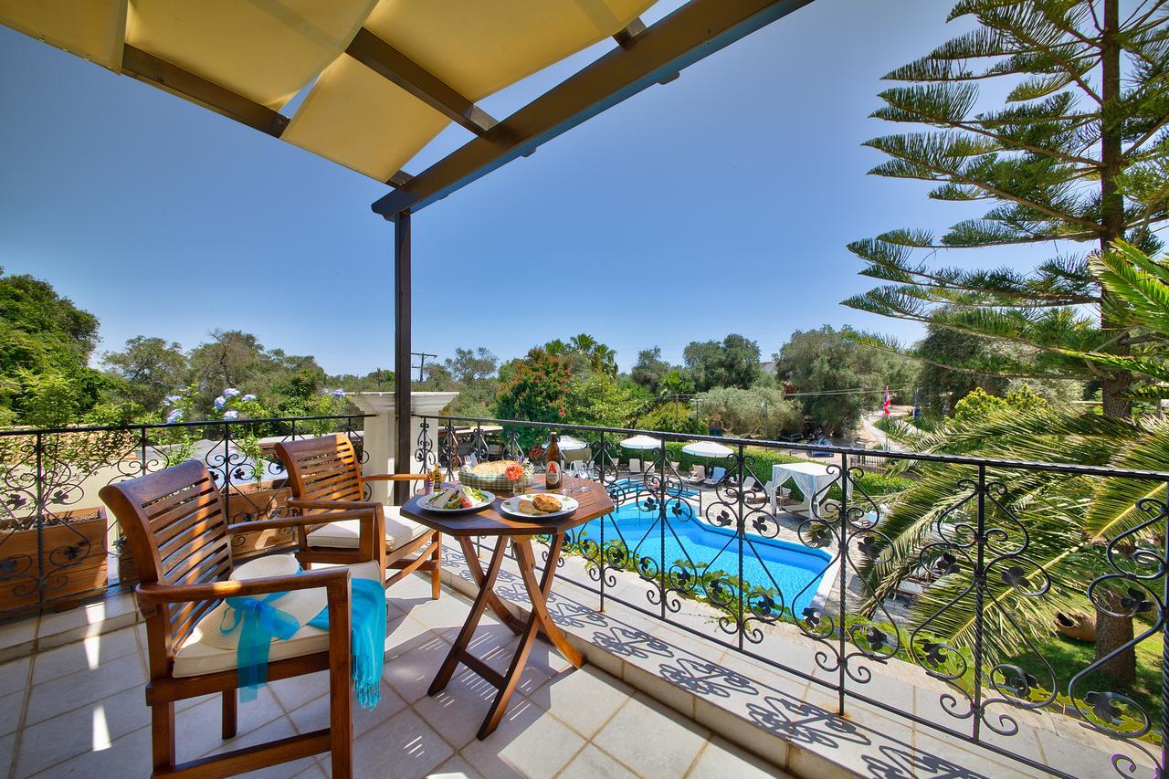 Paxos Club Resort & Spa Гайос Екстериор снимка