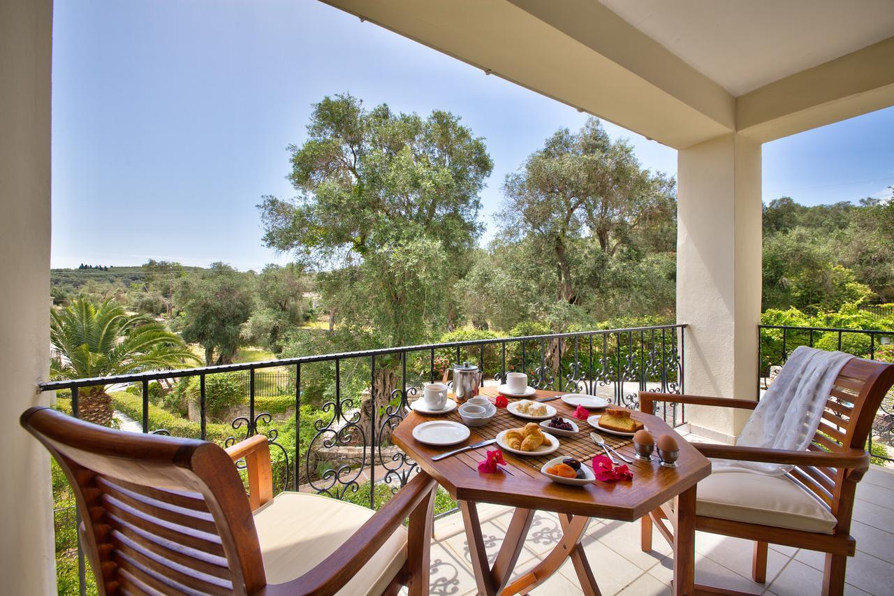 Paxos Club Resort & Spa Гайос Екстериор снимка