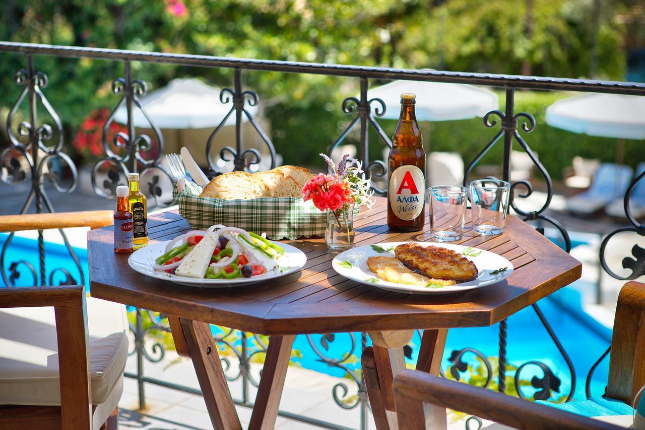 Paxos Club Resort & Spa Гайос Екстериор снимка