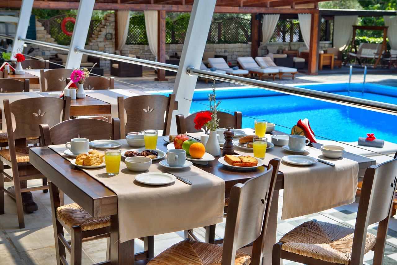 Paxos Club Resort & Spa Гайос Екстериор снимка