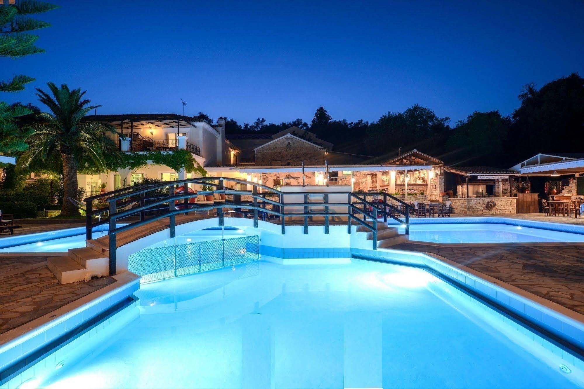 Paxos Club Resort & Spa Гайос Екстериор снимка